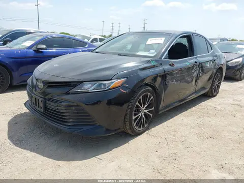 2018 Toyota CAMRY LE VIN JTNB11HK7J3033400 фото 2