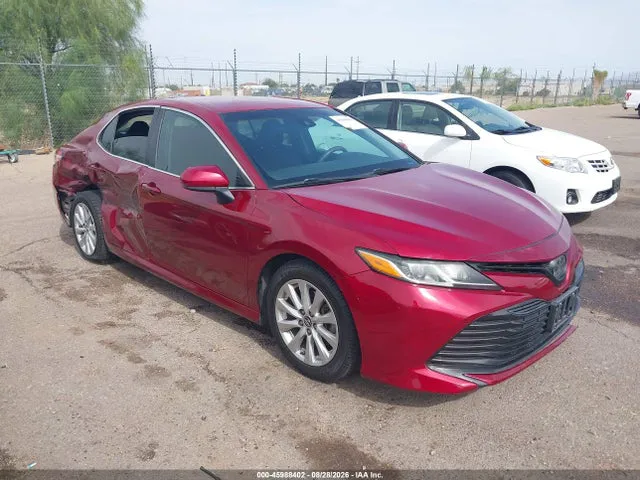 2018 Toyota CAMRY LE VIN 4T1B11HK5JU593152 фото 1