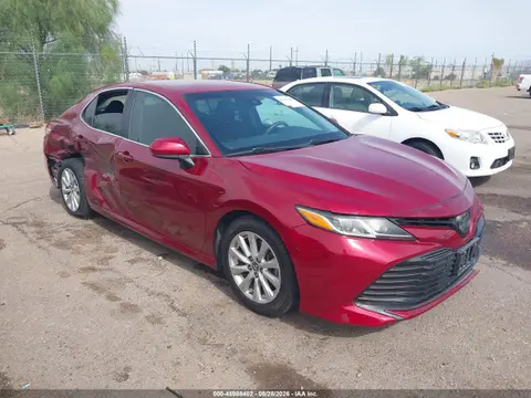 4T1B11HK5JU593152 — 2018 Toyota Camry LE, Правый бок (Right Side), фото до ремонта