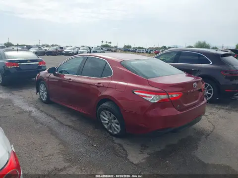 2018 Toyota CAMRY LE VIN 4T1B11HK5JU593152 фото 3