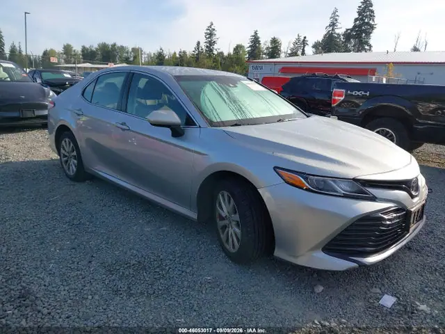 JTNB11HK1J3036549 — 2018 Toyota Camry LE, Левый бок (Left Side), фото до ремонта
