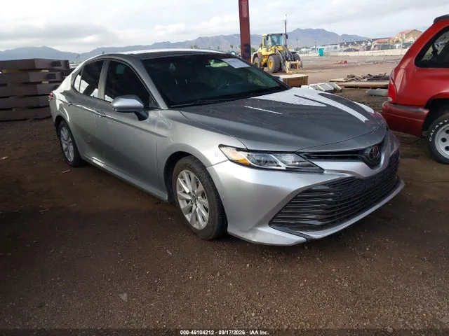 2018 Toyota CAMRY LE VIN 4T1B11HK5JU571314 фото 1
