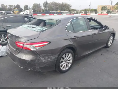 2018 Toyota CAMRY LE VIN 4T1B11HK9JU065582 фото 4