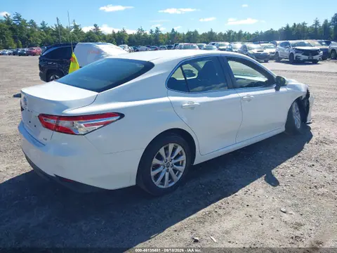 2018 Toyota CAMRY LE VIN JTNB11HK0J3030127 фото 4