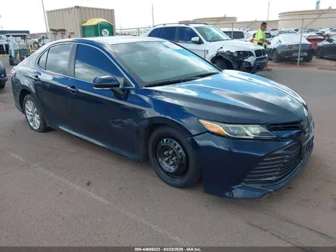 4T1B11HK6KU681130 — 2019 Toyota Camry LE, Передняя часть справа (Right Front), фото до ремонта
