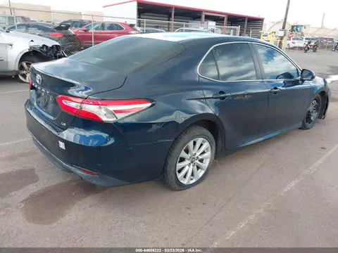 2019 Toyota CAMRY LE VIN 4T1B11HK6KU681130 фото 4