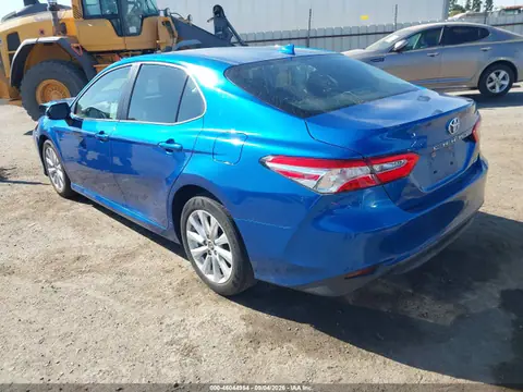 2019 Toyota CAMRY LE VIN 4T1B11HK6KU183493 фото 3
