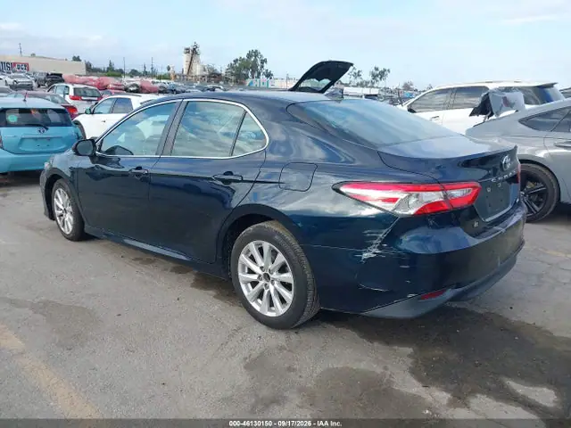 4T1B11HK5KU744136 — 2019 Toyota Camry LE, фото 3 с аукциона IAAI 30.09.2026, Задняя часть справа