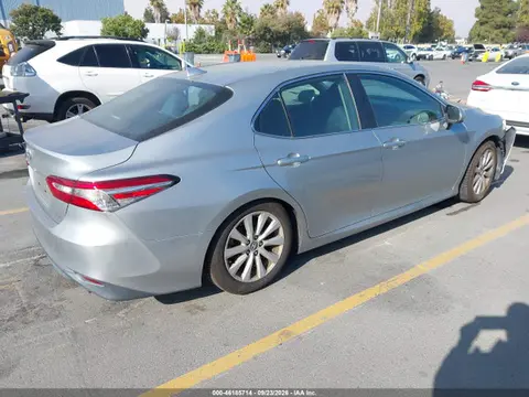 2019 Toyota CAMRY LE VIN 4T1B11HK0KU280687 фото 4