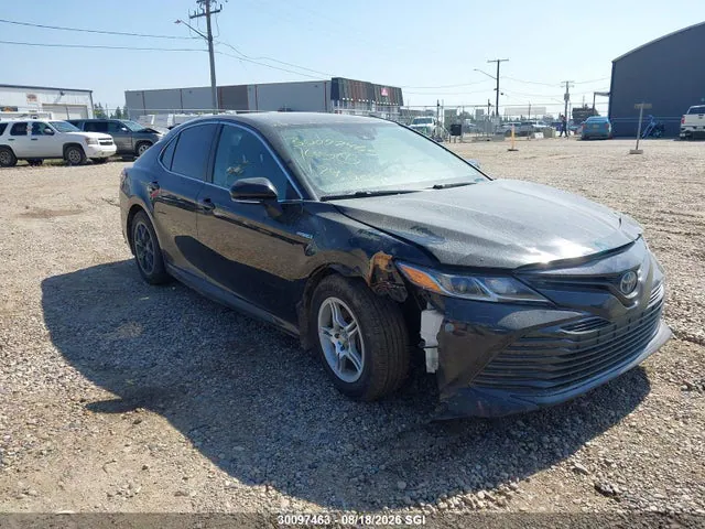 2020 Toyota CAMRY LE VIN 4T1C31AK3LU519966 фото 1