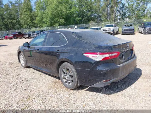 2020 Toyota CAMRY LE VIN 4T1C31AK3LU519966 фото 3