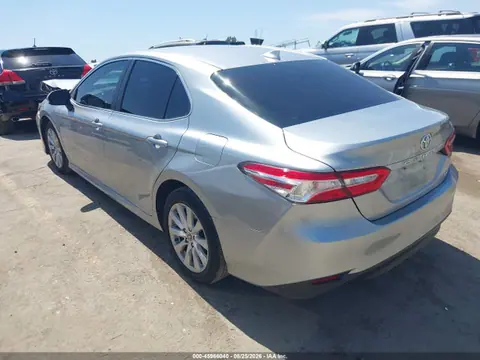 2020 Toyota CAMRY LE VIN 4T1C11AK6LU973733 фото 3