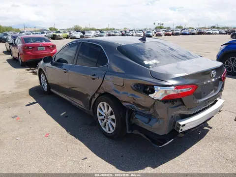 2020 Toyota CAMRY LE VIN 4T1C11AK2LU917529 фото 3