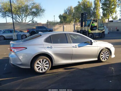 2020 Toyota CAMRY LE VIN 4T1C11AKXLU891780 фото 14