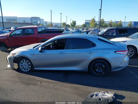 2020 Toyota CAMRY LE VIN 4T1C11AKXLU891780 фото 15
