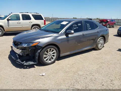 2021 Toyota CAMRY LE VIN 4T1C11AK4MU537805 фото 2