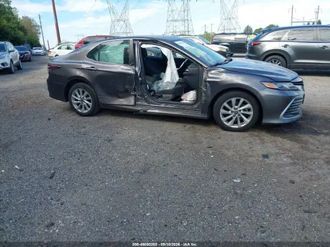 4T1C11AK4MU586759 — 2021 Toyota Camry LE, Левый бок (Left Side), фото до ремонта