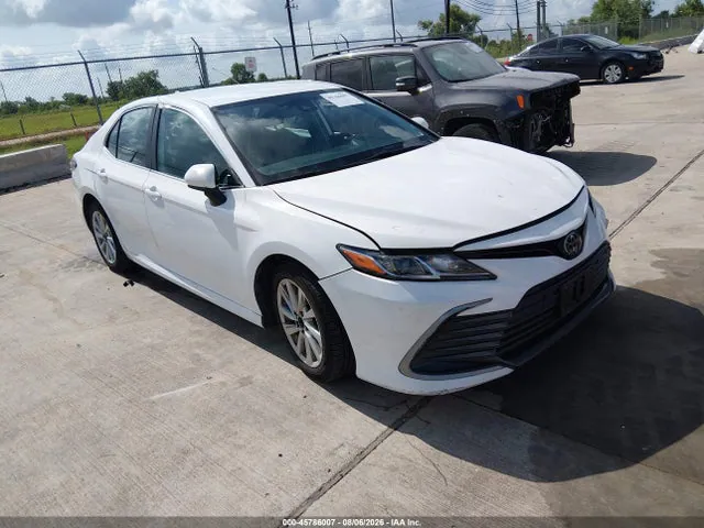 2022 Toyota CAMRY LE VIN 4T1C11AKXNU044891 фото 1