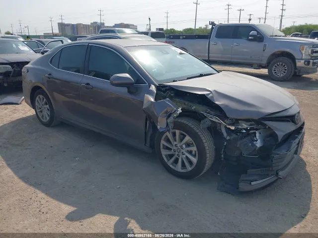 2022 Toyota CAMRY LE VIN 4T1C11AK6NU662726 фото 1