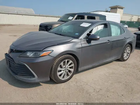 2022 Toyota CAMRY LE VIN 4T1C11AK6NU662726 фото 2