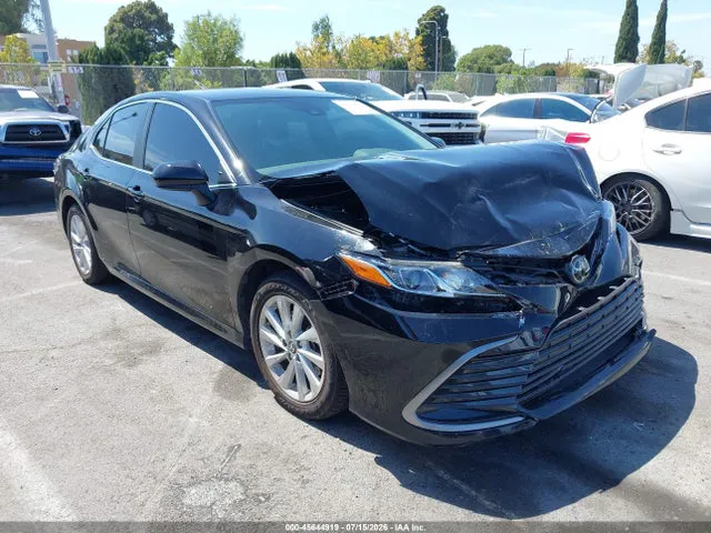 2024 Toyota CAMRY LE VIN 4T1C11AKXRU252128 фото 1