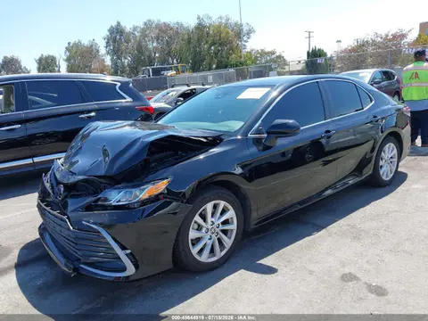 2024 Toyota CAMRY LE VIN 4T1C11AKXRU252128 фото 2