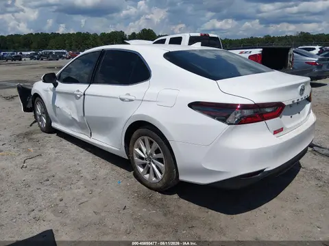 2024 Toyota CAMRY LE VIN 4T1C11AK5RU222776 фото 3