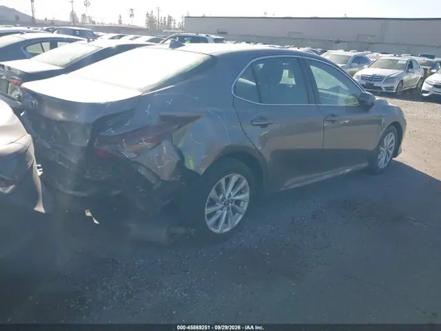 4T1C11AK8RU200657 — 2024 Toyota Camry LE, фото 4 с аукциона IAAI 30.09.2026, Задняя часть справа