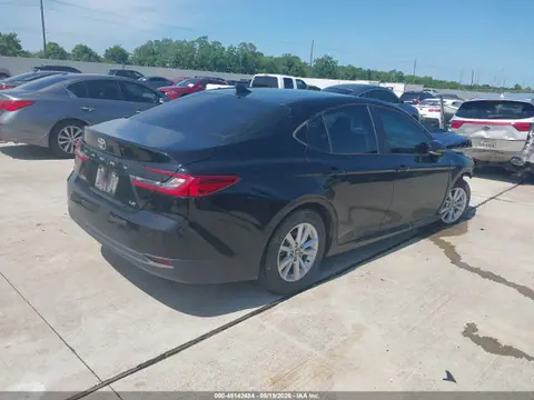 2025 Toyota CAMRY LE VIN 4T1DAACK9SU538320 фото 4