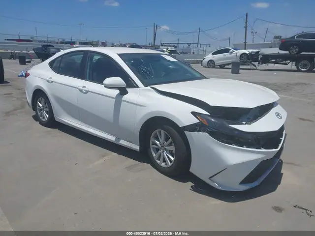 4T1DAACK3SU024981 — 2025 Toyota Camry LE, Передняя часть (Front End), фото до ремонта