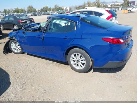 2026 Toyota CAMRY LE VIN 4T1DAACK3TU329141 фото 3