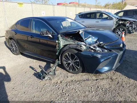 4T1G11BK6LU010640 — 2020 Toyota Camry SE AWD, Передняя часть справа (Right Front), фото до ремонта