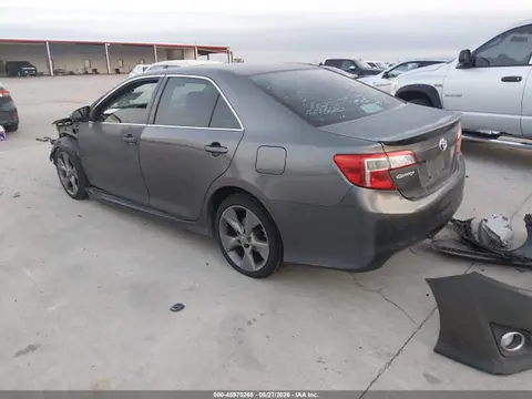 2014 Toyota Camry Se Sport VIN 4T1BF1FK3EU735685 фото 3