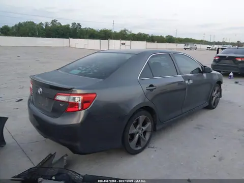 2014 Toyota Camry Se Sport VIN 4T1BF1FK3EU735685 фото 4