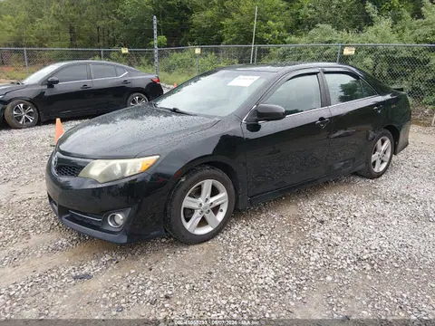 2014 Toyota CAMRY SE VIN 4T1BF1FK2EU761808 фото 2