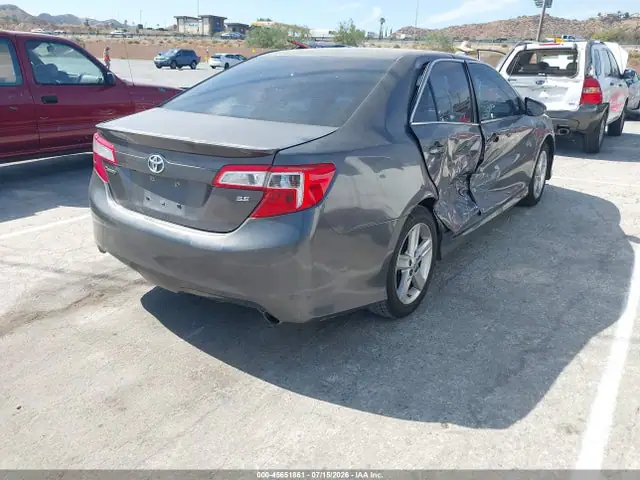 4T1BF1FK9EU419854 — 2014 Toyota Camry SE, фото 4 с аукциона IAAI 30.09.2026, Правый бок