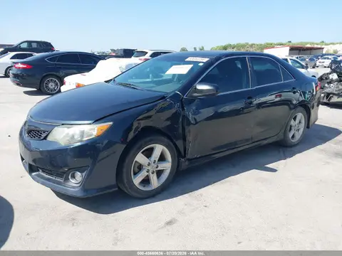 2014 Toyota CAMRY SE VIN 4T1BF1FK2EU782853 фото 2