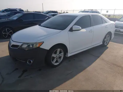 2014 Toyota CAMRY SE VIN 4T1BF1FK2EU738786 фото 2