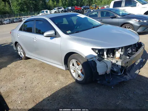 2014 Toyota CAMRY SE VIN 4T1BF1FKXEU415361 фото 1