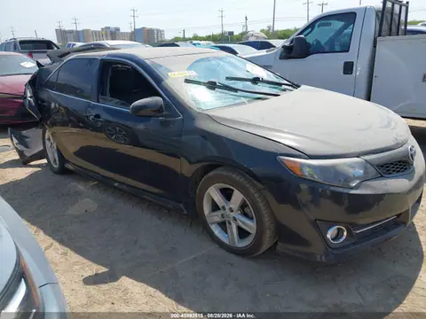 2014 Toyota CAMRY SE VIN 4T1BF1FK3EU358422 фото 1