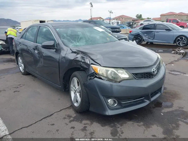 2014 Toyota CAMRY SE VIN 4T1BF1FK0EU461233 фото 1