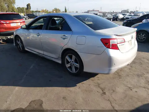 2014 Toyota CAMRY SE VIN 4T1BF1FK8EU824328 фото 3
