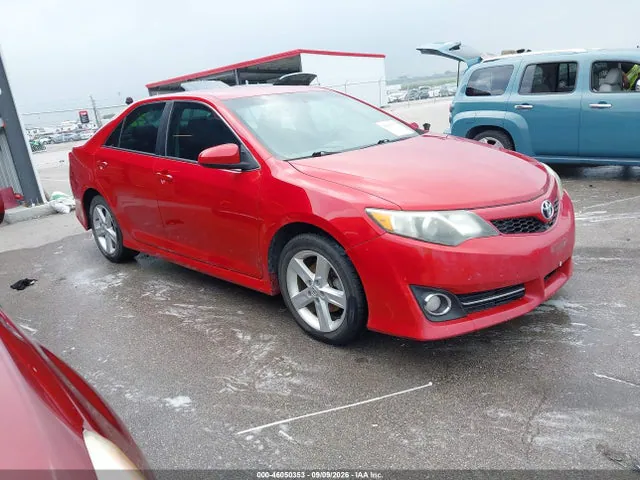 2014 Toyota CAMRY SE VIN 4T1BF1FK2EU760108 фото 1