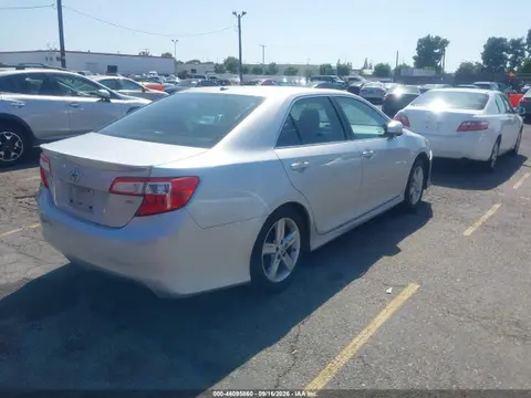 2014 Toyota CAMRY SE VIN 4T1BF1FKXEU784821 фото 4
