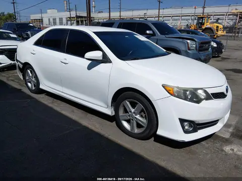 2014 Toyota CAMRY SE VIN 4T1BF1FK5EU457047 фото 1