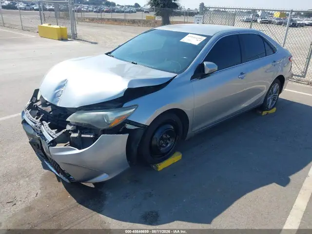 4T1BF1FKXFU034501 — 2015 Toyota Camry SE, фото 2 с аукциона IAAI 29.09.2026, Передняя часть