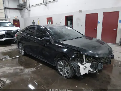 4T1BF1FK3FU953174 — 2015 Toyota Camry SE, Передняя часть (Front End), фото до ремонта