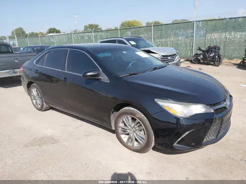 4T1BF1FK1FU099611 — 2015 Toyota Camry SE, Естественный износ (Normal Wear & Tear), фото до ремонта