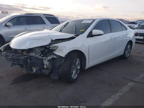 2015 Toyota CAMRY SE VIN 4T1BF1FK2FU041426 фото 2