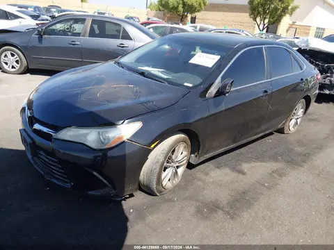 2015 Toyota CAMRY SE VIN 4T1BF1FK2FU941212 фото 2